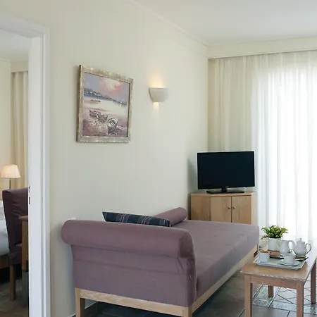 Hotel Atlantica 4*