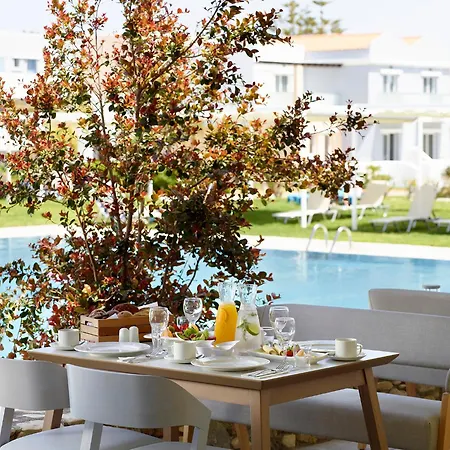 Atlantica Hotel 4*