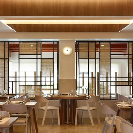 酒店 Atlantica 马尔马里