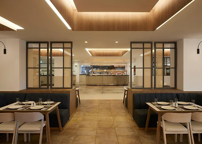 Atlantica 4* مارماري